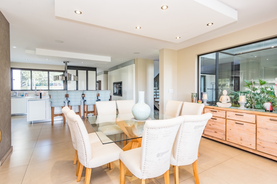 5 Bedroom Property for Sale in Hartebeesfontien AH North West